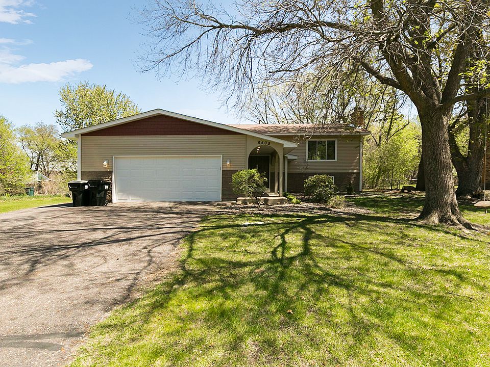1st image of 8405 Greenwood Dr