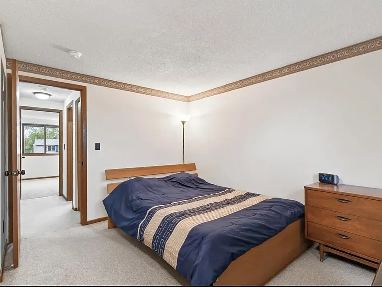 852 Woodgate Dr #2 — Photo 9