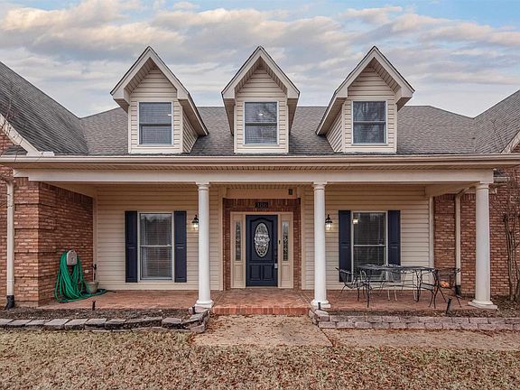 2nd image of 386 E Nolley Dr