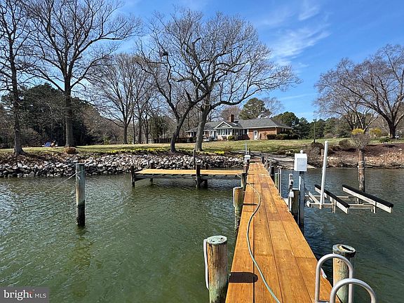 2nd image of 4752 Sailors Retreat Rd