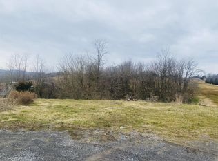 121 N Counts Dr, Castlewood, VA 24224