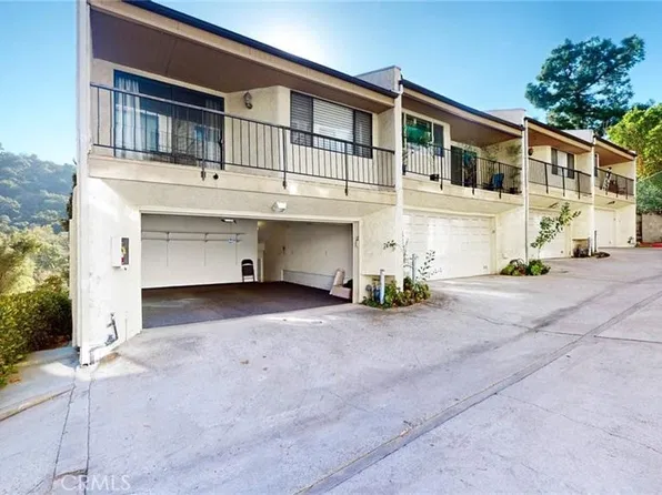 1881 Alpha Rd, Glendale, CA 91208
