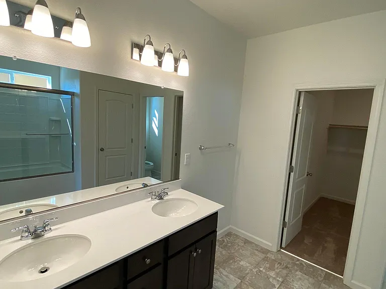 7199 E University Ave — Photo 24