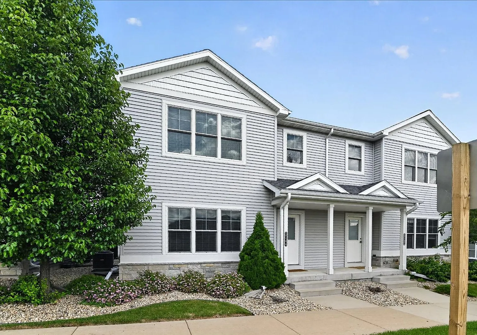 5144 Argus Ln — Photo 2