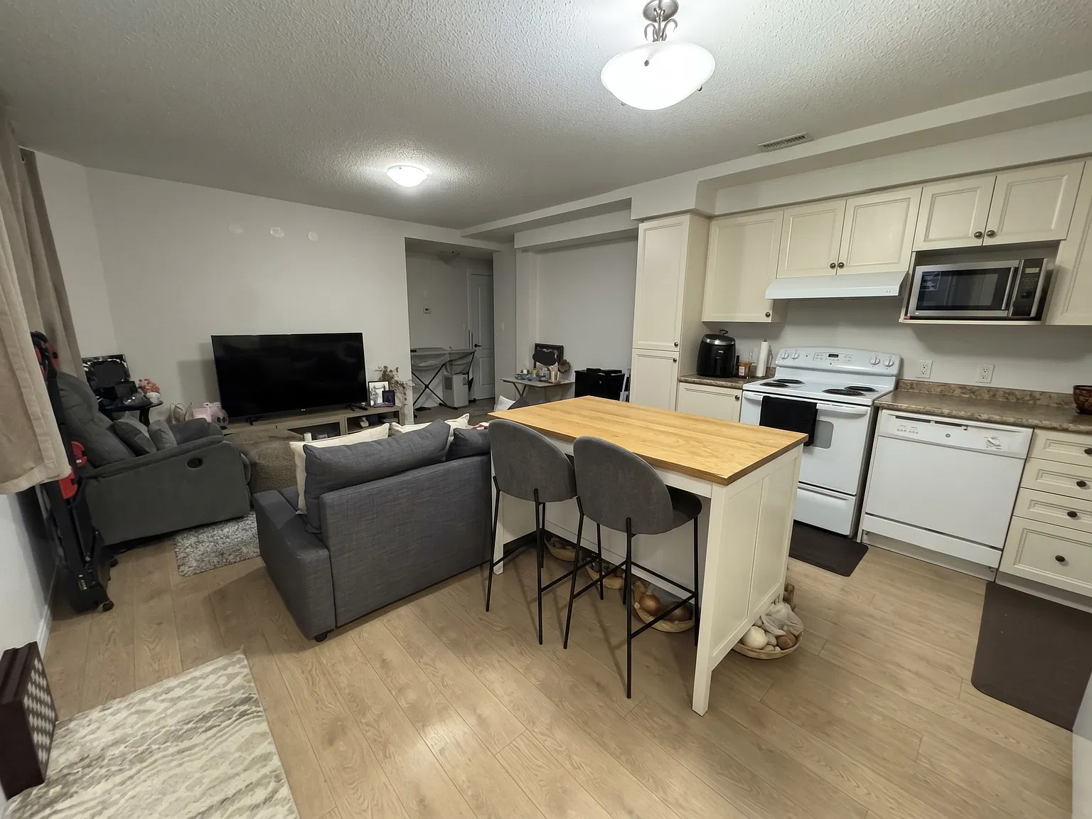 279 Countrystone Crescent Kitchener — Photo 3