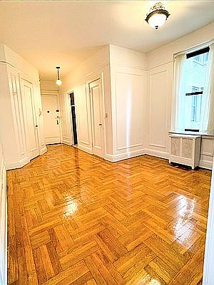 5th image of 884 W End Ave #49