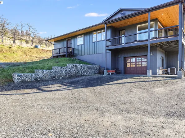 1280 Oak Hill Dr, The Dalles, OR 97058