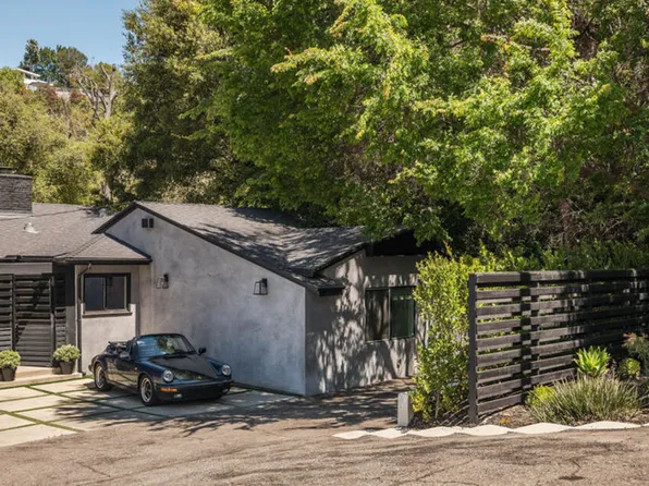 3252 Laurel Canyon Blvd, Studio City, CA 91604