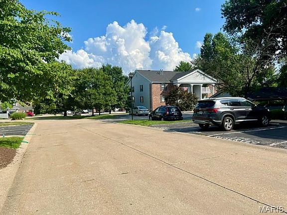 4th image of 1942 Marine Terrace Dr APT F