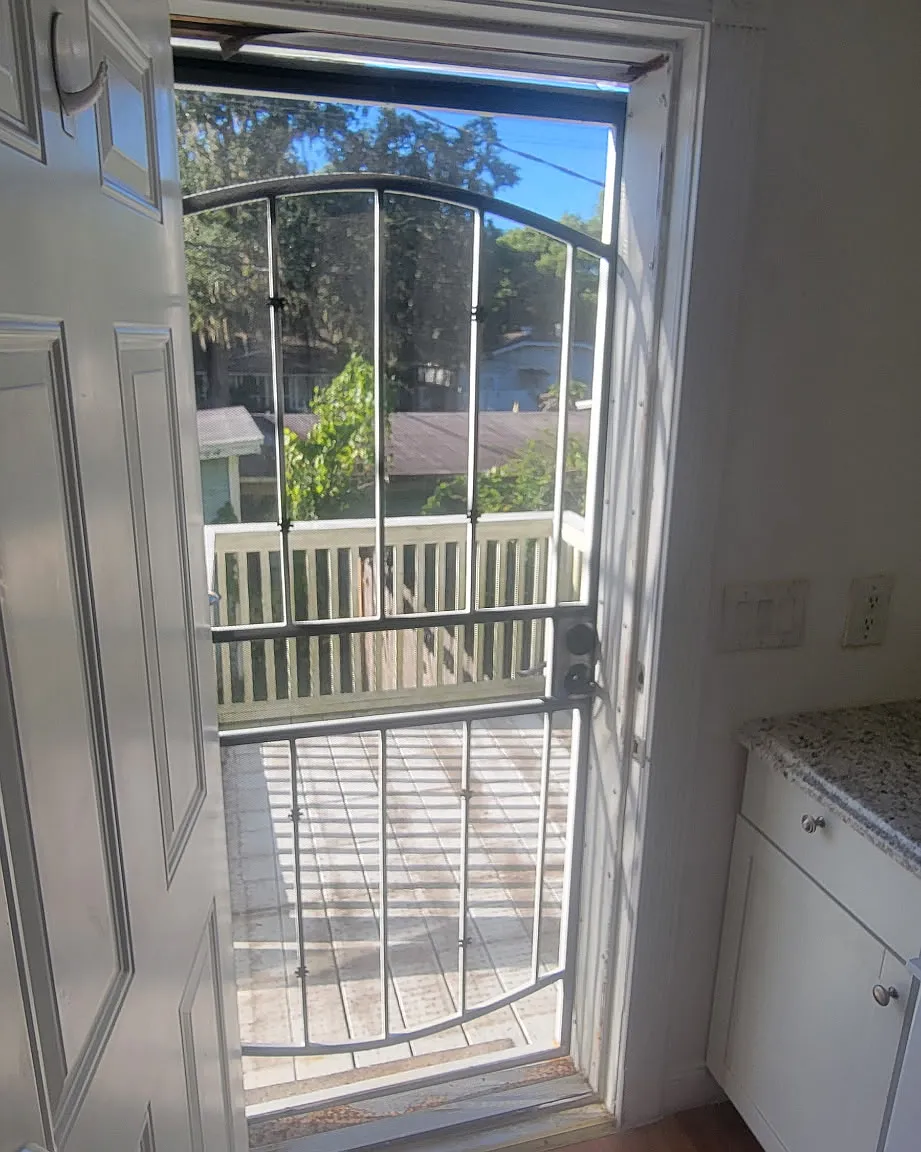 1 bed, 340 sqft, $1,000 — Photo 2