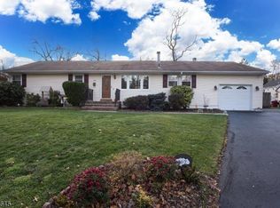 107 Warrenville Rd, Green Brook, NJ 08812