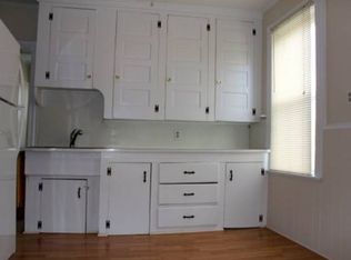 551 Wood Ave, Woonsocket, RI 02895