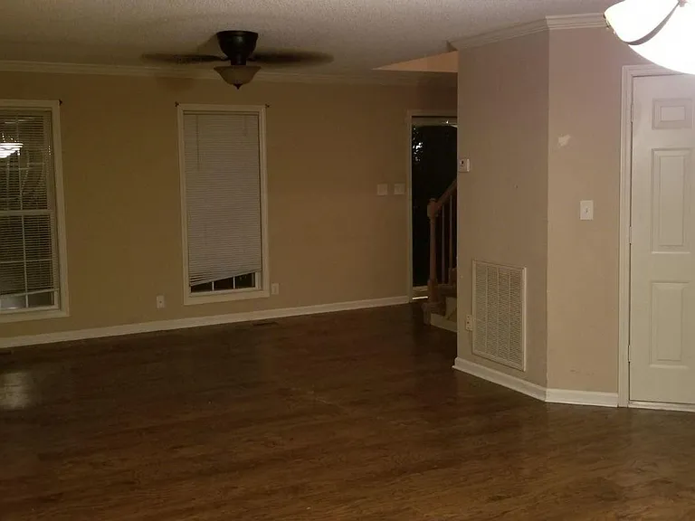 2691 Elkmont Dr — Photo 7