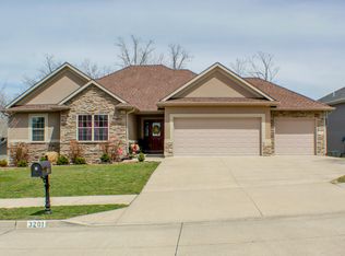 3201 N Cannery Row Ct, Columbia, MO 65202