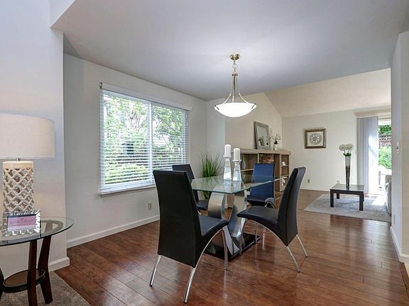 5th image of 1772 Laurentian Way