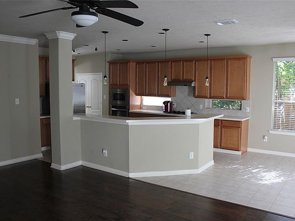 5th image of 406 Jewel Lndg