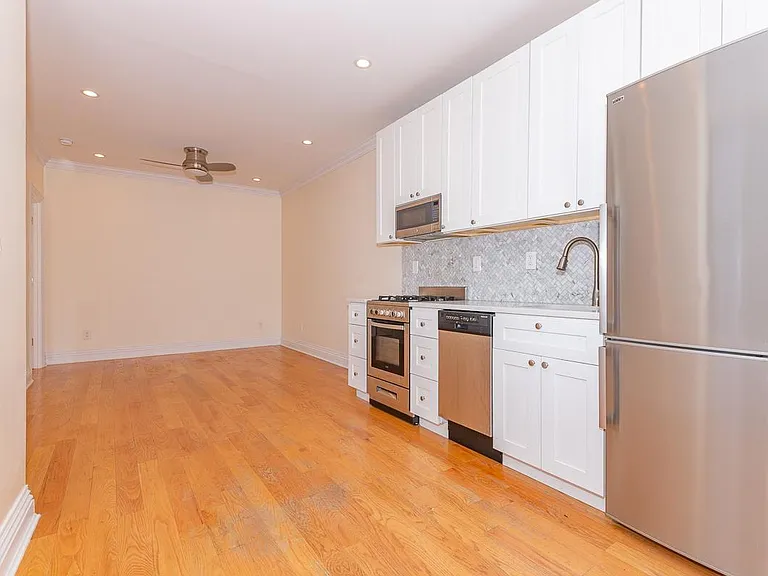 41 Jefferson St #21 — Photo 6