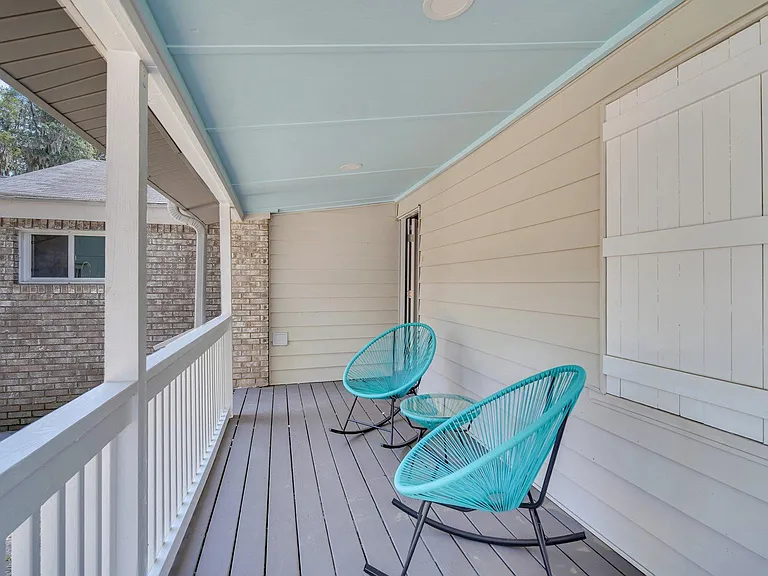 master bedroom private porch