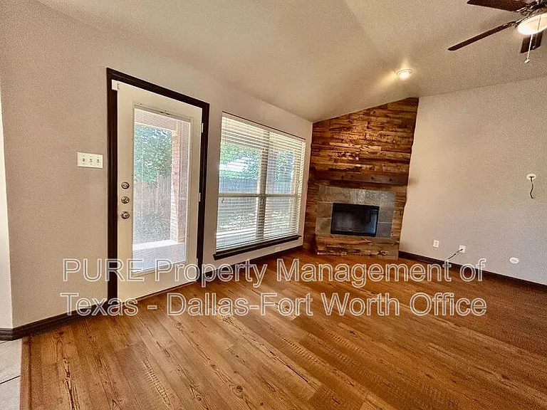 629 Madeline Ct — Photo 8