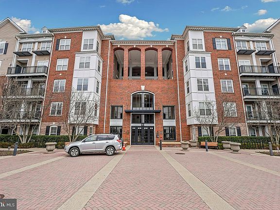 2nd image of 501 Hungerford Dr APT 275