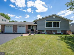 848 Mourning Dove Rd, Audubon, PA 19403