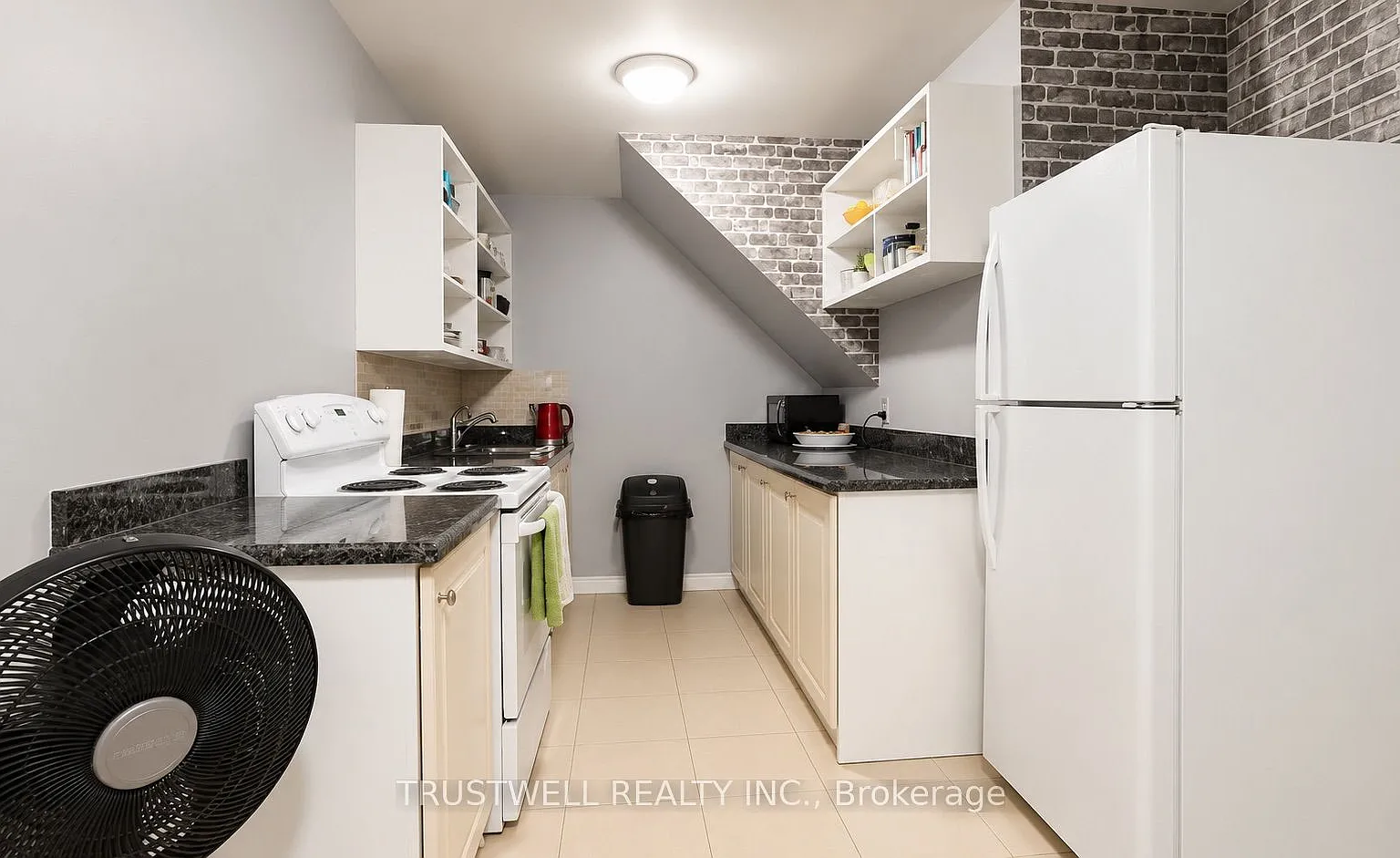 2 bed, $2,450 — Photo 3