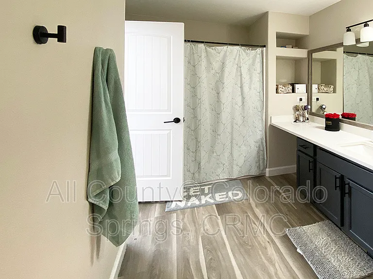 1762 Grand Overlook St — Photo 12