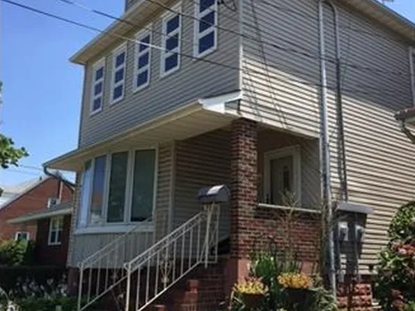 124 Longfellow St, Carteret, NJ 07008