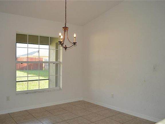 4th image of 344 Majestic Gardens Dr