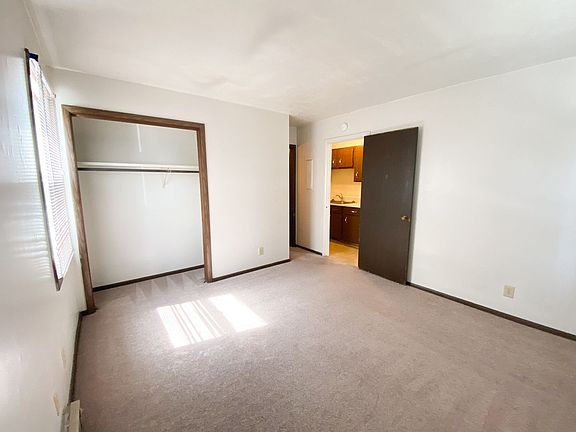 2nd image of 215 1/2 Sheetz St APT 2