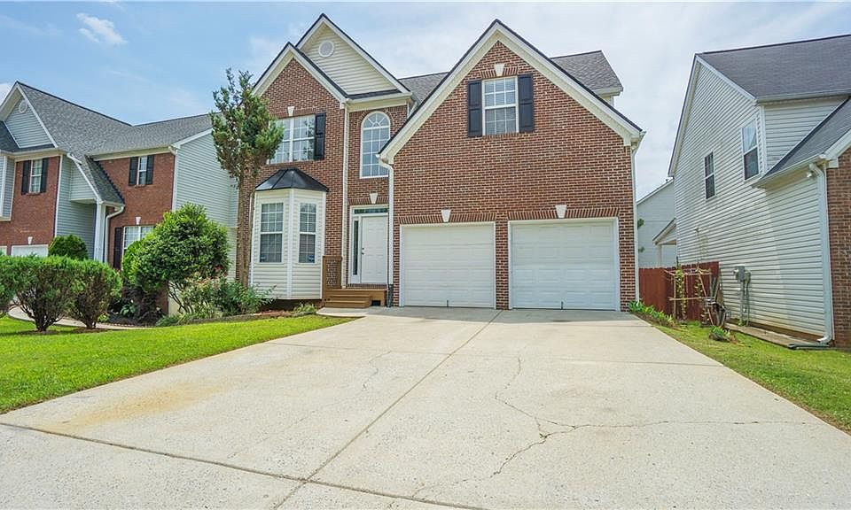 1st image of 2782 Mamie Ln