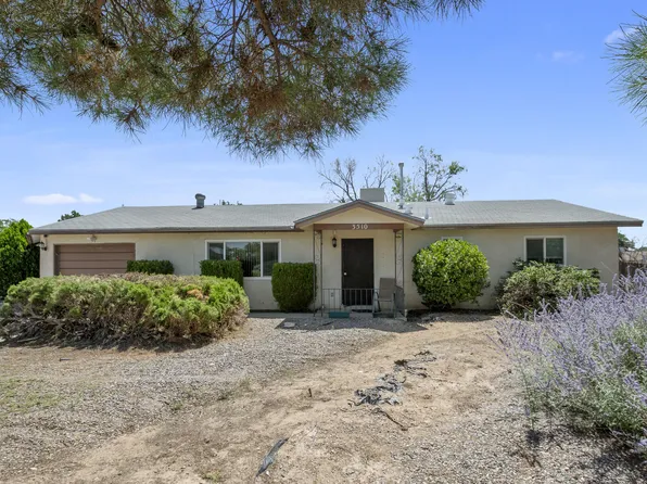 3510 32nd Cir SE, Rio Rancho, NM 87124