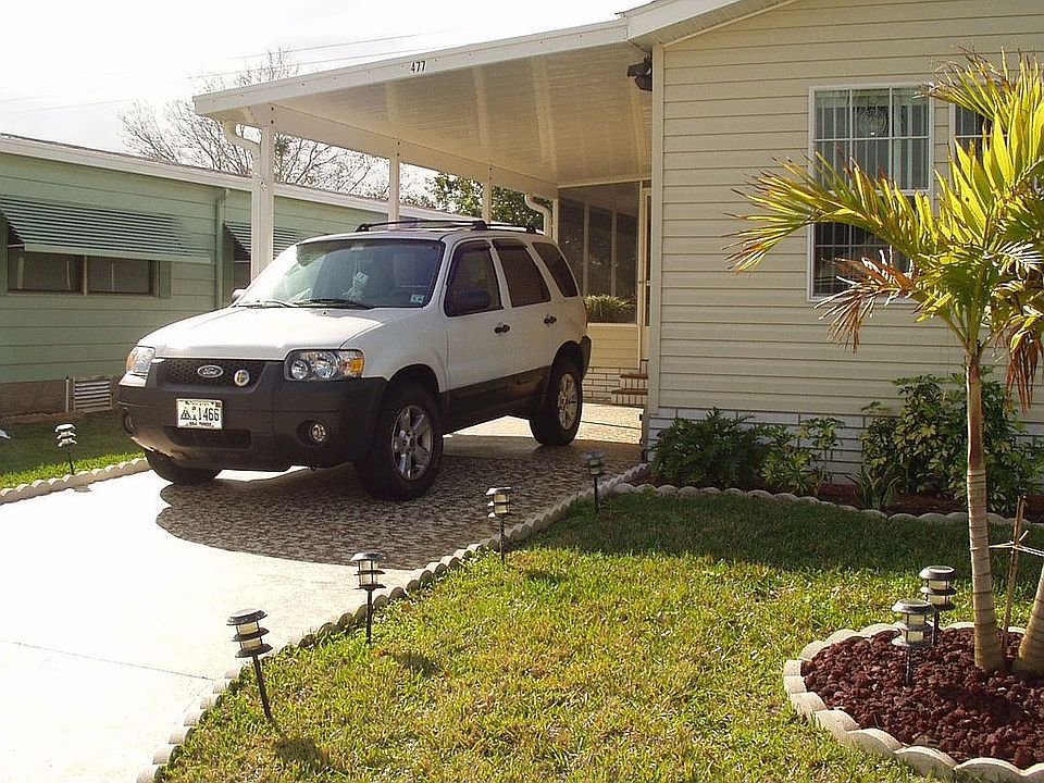 2nd image of 477 Egret Cir