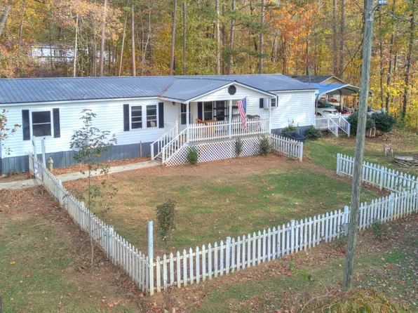 52 Hunters Way, Toccoa, GA 30577