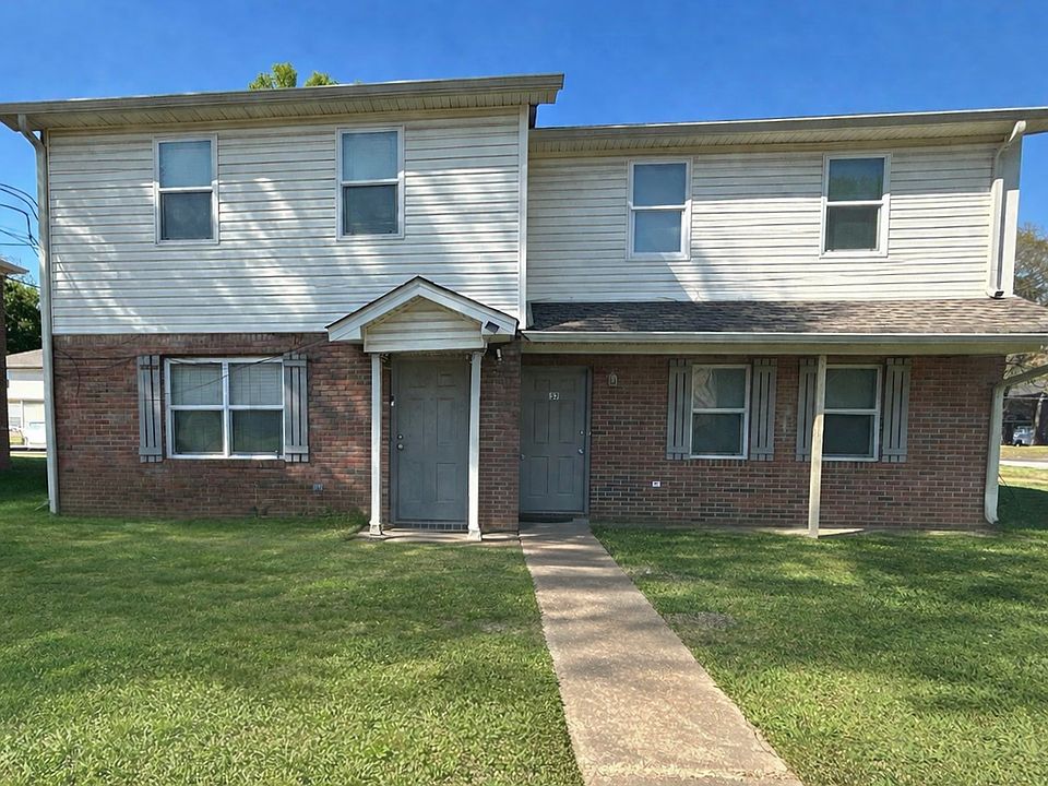 1st image of 37 Brianfield Dr