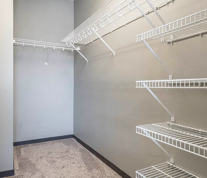 The Flats at 84 — Photo 102