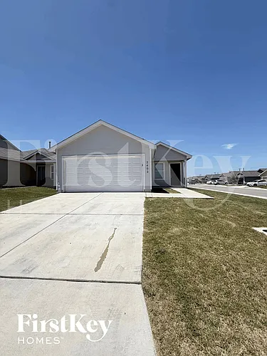 2402 Double Oak Dr Photo 1 2402 Double Oak Dr Photo 1