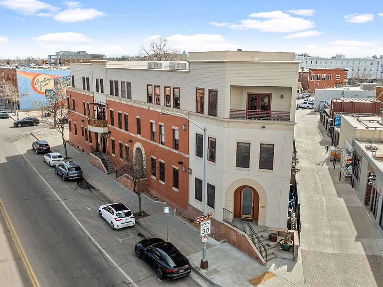 261 Pine St #108 — Photo 27