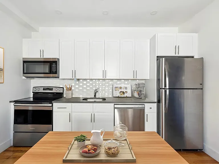 157 Wythe Ave #2B — Photo 1