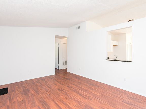 4th image of 9904 River Pines Ct