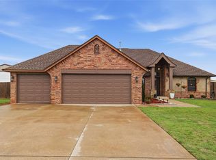 1100 Antler Rdg, Tuttle, OK 73089