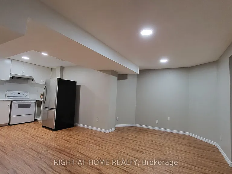 5402 Fasdon Ct #LOWER — Photo 6