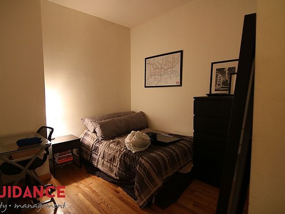 5th image of 172 W 81st St APT 4D