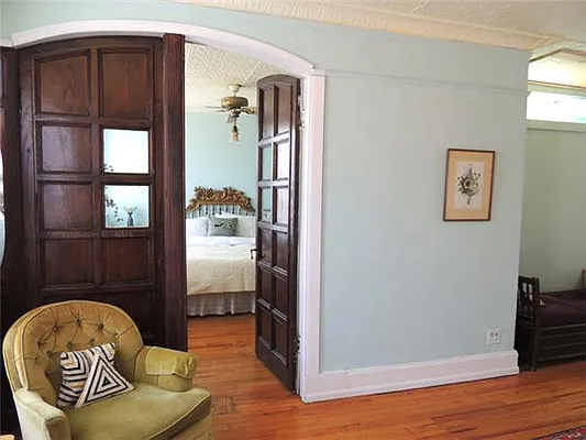 Rented by Avenue Sotheby's International Realty | media 43