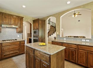 1020 Regal Bluff Ln, Desoto, TX 75115