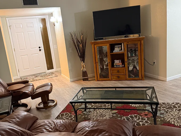 1501 W Calle Mendoza — Photo 15