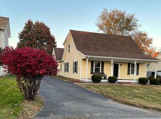 220 Creek View Dr, Hopkinsville, KY 42240