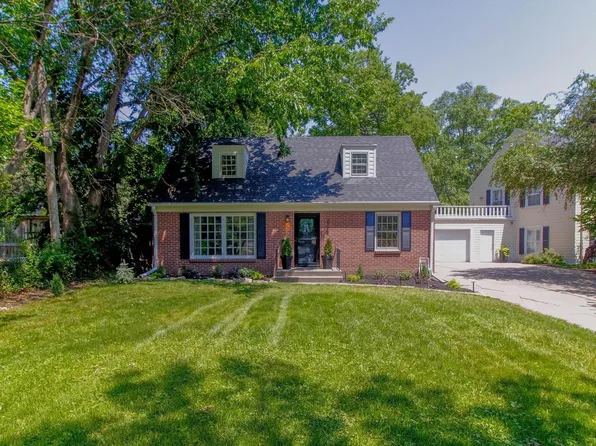 2724 Jackson Dr, Lincoln, NE 68502