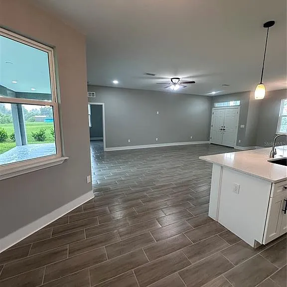 13195 Drysdale Ave — Photo 15