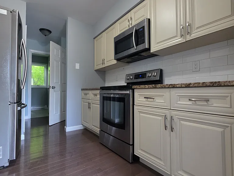 19 Twin Oaks #19 — Photo 2